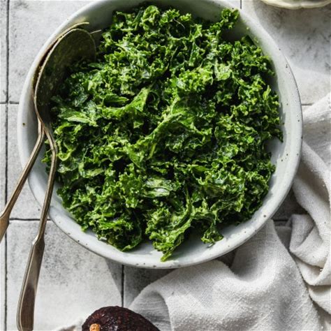 Kale & Avocado Salad