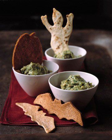 Guacamoldy with Creature Chips